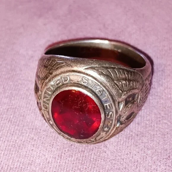 Only One Veteran Owner - Vintage US Navy Signet Ring